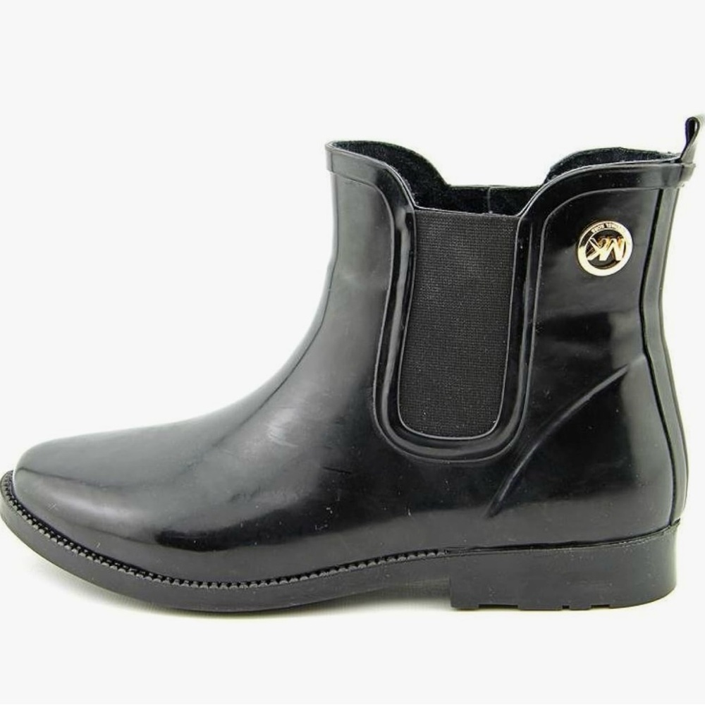 MICHAEL KORS  Charm Rainbbootie Black Rubber